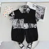 Traje de Verão com Manga Curta para Meninos Novo de Verão Infantil Confortável Moda Costura Tingimento com Tinta Traje de Manga Curta Tendência