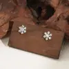 Aretes de Copo de Nieve Simples Exquisitos Dulces Femeninos Corazón Otoño Invierno Temperamento Versátiles para el Día a Día