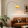 Lámpara de Pie Estilo Medieval Junto al Sofá de la Sala de Estar Dormitorio Americano Decoración de la Habitación Atmósfera Lámpara de Pesca al Atardecer