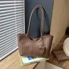 Bolso Tejido de Gran Capacidad para Viajes Diarios para Mujer, Nuevo Bolso de Hombro o Axila Elegante y Sencillo, Bolso Tote de Moda y Tendencia