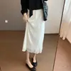 Elegancia estilo francés, bordado elaborado, corte recto favorecedor, cintura elástica, bajo con abertura, falda blanca y negra para mujer