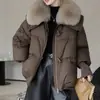 Colección de invierno 2025 nueva europea y americana ZLS: chaqueta acolchada de estilo coreano, holgada y elegante para mujer, con cuello de piel sintética