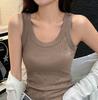 Camisola de base interior para mujer, prenda exterior de algodón con hilo de primavera y verano 2024, nueva blusa sin mangas color blanco lechoso