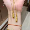 O Mesmo Estilo da Loja de Ouro Puzao: Colar de Barra de Ouro Pequena Dourado Areia, Corrente de Clavícula Levemente Luxuosa e de Alta Qualidade