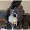 Venta al por mayor transfronteriza 2025 Bolsos de nuevo estilo para salir para mujer, Colgante simple y lindo, Bolso cuadrado pequeño bandolera portátil para ir al trabajo