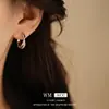 Aretes Redondos Torcidos de Zirconia, Moda de Lujo Ligero, Estilo Fresco, Aretes Personalizados, Aretes Versátiles de Gama Alta de Nicho al por Mayor
