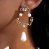 Brincos Colar Coração com Pérolas e Cristais de Diamante Corrente para Clavícula Estilo Corte Retro Acessório de Pescoço Levemente Luxuoso de Alta Qualidade para Mulheres