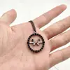 Drama Americano Periférico Miércoles Negro Llavero Familia Addams Gótico Lolita W Collar Pendientes Joyería Mayoreo