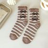 Calcetines cálidos para dormir de otoño e invierno con diseño de oso, calcetines gruesos de largo medio de pantorrilla de forro polar coral, calcetines de piso lindos con forro polar, calcetines de largo medio de pantorrilla para mujer