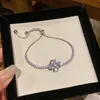 Pulsera de Zirconia con Flor Ultra Brillante Transfronteriza, Pulsera de Lujo Ligero de Nicho de Gama Alta, Joyería de Diseño Versátil y Elegante