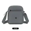 Bolso Pequeño Ligero de Múltiples Capas de Moda Bolso Cruzado de Nailon para Mujer Versátil Color Sólido Bolso de Hombro Pequeño Simple Bolso para Teléfono Móvil