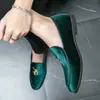 Sapatos Loafers Masculinos Casuais de Camurça com Bico de Couro, Aumentadores de Altura, Estilo Britânico Versátil e Moderno para Primavera e Outono