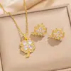 Exquisitos Aretes Collar de Trébol de Cuatro Hojas Completamente Diamantados Set para Mujer Moda Lujo Ligero Simple Versátil Acero de Titanio de Gama Alta Joyería Venta al por Mayor