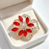 Broche colorido de estilo europeo y americano, resistente, con forma de corazón y flor, alfiler de aleación tachonado, accesorio para trajes, abrigos, cheongsams y vestidos