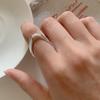 Anillo de línea geométrica para mujer, estilo minimalista y sobrio, anillo único de extremo abierto, diseño de nicho, anillo moderno para el dedo índice.