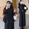 Vestido de invierno súper elegante, top tipo camisola de lunares estilo coreano que rejuvenece, camiseta básica adelgazante, falda de cintura alta, conjunto de tres piezas para maternidad