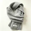 Bufanda de punto de color liso estilo coreano para otoño e invierno para mujer, engrosada, suave y versátil, bufanda larga, calentador de cuello cálido para estudiantes y parejas