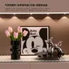 Decoraciones de Entrada del Hogar Adornos Lujo Ligero Gama Alta Gabinete de Zapatos Almacenamiento Sala de Estar Mueble de TV Mobiliario Accesorios para el Hogar Ropa Suave