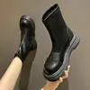 Botas Martin de temperamento de alto valor estilo callejero 2026 estilo popular de celebridad de internet apertura poco profunda color sólido para personas bajas visualmente más altas botas para mujer