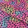 Fábrica em estoque 500g 8 pelos de coelho pelúcia estampada brinquedo boneca bolsa casaco roupas femininas flanela atacado