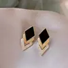 Pendientes Geométricos Prismaticos con Incrustaciones de Diamante Estilo Nuevo Lujo Ligero Diseño de Nicho de Gama Alta Pendientes de Moda Pendientes Estilo Hong Kong