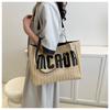 Bolsa tote de moda de grande capacidade 2025 novo este ano popular bolsa de ombro trançada bolsa de mão de axila letra bolsa de mão atacado