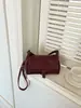 Elegante Bolso Pequeño para el Trabajo para Mujer 2026 Nuevo Modelo Diseño de Nicho Bolso Cruzado Versátil Bolso de Hombro Popular con Patrón Tejido