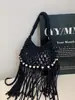 Bolsa de Mão Tecida Vazada com Franjas Estilo Étnico Retrô Boêmio Transfronteiriça Moda Estilosa Bolsa de Praia para Férias