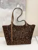 Bolso Retro para Mujer de Gran Capacidad 2025 Nuevo Otoño e Invierno Versátil Simple Bolso de Hombro Casual Moda Bolso Tote para Viajar