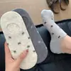 Calcetines transpirables calcetines de barco para mujer calcetines de algodón finos de verano boca baja antideslizantes no se caen con lazo calcetines invisibles de malla de verano