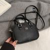 Bolso de Mano Francés de Nicho de Moda Más Vendido de Principios de Primavera para Bola de Bolos Color Sólido Versátil Elegante de Gama Alta Cruzado para Mujer