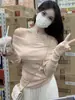 Nueva Versión del Diseño Ajustado para Mujer Primavera y Otoño 2025 Color Puro Estilo Coreano Versátil Camiseta de Punto para Fondo Top de un Hombro