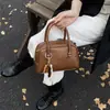 Bolsas de Diseño de Nicho para Mujer 2025 Nuevo Otoño e Invierno Bolso Versátil de Hombro Cruzado Estilo Coreano Ins Bolso tipo Satchel Bolso Almohada