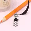 Versión Coreana 2026 de Accesorios para el Cabello con Pedrería para Niños y Mujeres, Pinzas de Garra Mini a la Moda, Pasadores Estilo Clip de Cristal Flor de Ciruelo