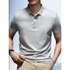 Camisa Polo de Cor Sólida de Verão Nova para o Trabalho com Manga Curta Moda de Luxo Leve Roupa de Trabalho Confortável Top Unissex