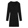 Vestido de punto ajustado de cuello en V pequeño retro chic de Corea del Sur para mujer, suéter interior de otoño e invierno, falda de cadera