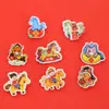 Broche Creativo Nuevo de Dibujos Animados Año del Caballo Accesorios de Insignia Acrílica DIY para Niños Insignia Decorativa Linda Pequeños Regalos