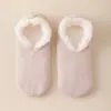 Calcetines de Lana de Cordero para Mujer, Forrados de Felpa, Engrosados, Calcetines Antideslizantes para el Hogar, Cubrezapatos Cálidos de Felpa que No Sueltan Pelo, Calcetines de Nieve de Felpa