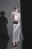 2026 Novo Vestido de Alça Fina Cor Sólida Estilo Europeu e Americano Temperamento Elegante Emagrecimento Para o Trabalho Primavera Verão