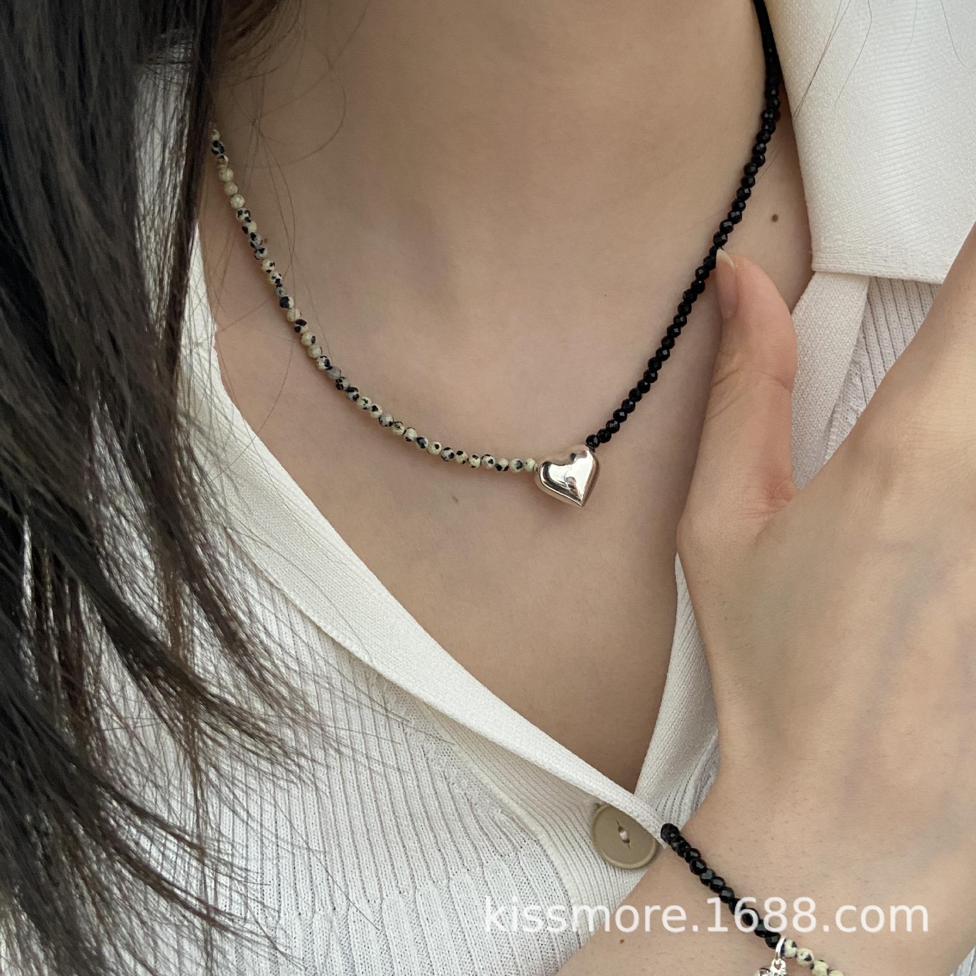 斑点石合成黑尖晶爱心纯银项链14.jpg