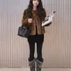 Pantalones de falda base de dos piezas falsos para mujer, se pueden usar por fuera, para otoño e invierno, con forro polar añadido y engrosados, nuevo estilo 2026, pantalones finos de algodón integrados
