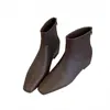 Botas Martin femininas de cano curto, finas, estilo retrô francês Hong Kong, de alta qualidade, novo modelo outono e inverno 2026 para mulheres baixinhas
