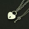2020 Nuevo Traje Creativo Collar Corazón de Melocotón Brillante Candado Llave Colgante Cadena para Clavícula Colgante Decorativo