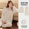 Pijama de algodón de manga larga y pantalón largo con copas en el pecho, estilo cárdigan, conjunto de dos piezas de algodón para el hogar de moda para mujer, se puede usar para salir
