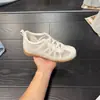 Zapatillas de entrenamiento alemanas para mujer que aumentan la altura, nuevas zapatillas casuales de malla transpirable para verano 2026, versátiles para personas bajitas