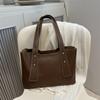 Retro Bag 2024 Nova Moda Primavera e Verão Explosões Portáteis Ombro Grande Capacidade All-match Moda Tote Crossbody Bolsa Feminina