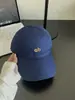 Versión coreana de gorra de béisbol azul de alta calidad para mujer 2025 primavera nuevo ala grande copa dura aumentada profundizada sombrero de lengua de pato