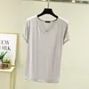 Blusa feminina gola V, camiseta básica, plus size, nova camiseta de verão de manga curta, modeladora, cor sólida, modal, estilo coreano, caimento solto