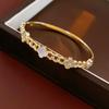 Pulsera de Cadena de Flores de Zirconia Electrochapada en Oro Real, Pulsera Diaria Versátil para Ropa de Trabajo, Joyería de Mano Elegante y Moderna de Alta Gama para Mujer