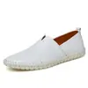Zapatos de Cuero para Hombre Transpirables 2025 Nuevos Zapatos Casuales Zapatos de Hombre Otoño Tacón Plano Color Sólido Zapatos de Hombre Transfronterizos Zapatos Tipo Gorro para Hombre Hombres